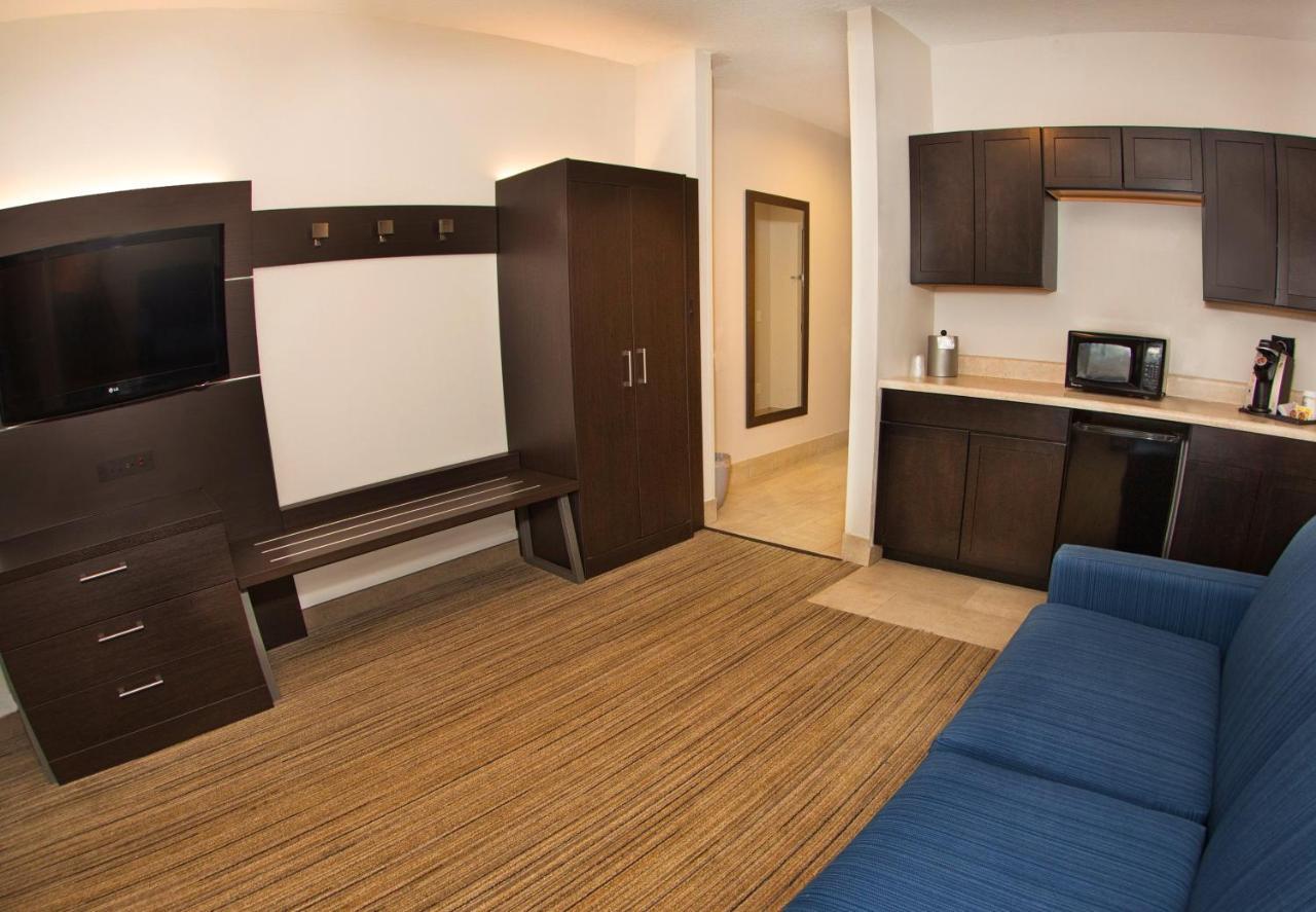 Holiday Inn Express Hotel & Suites Port Charlotte Εξωτερικό φωτογραφία