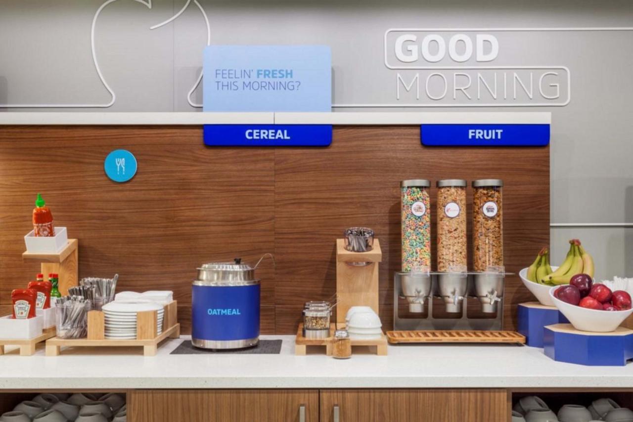Holiday Inn Express Hotel & Suites Port Charlotte Εξωτερικό φωτογραφία