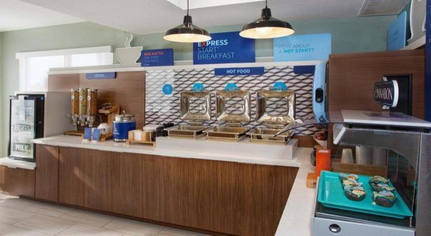 Holiday Inn Express Hotel & Suites Port Charlotte Εξωτερικό φωτογραφία